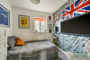 Photo 9- click for photo gallery